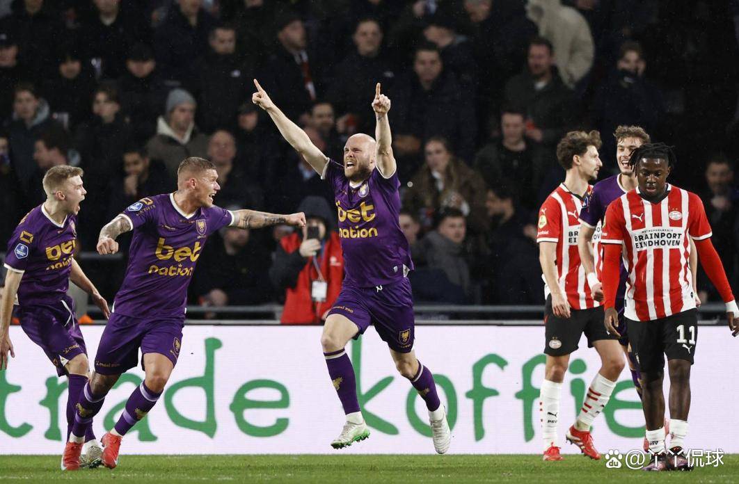 包含北美足球冠军杯:美国男队再胜强敌的词条 包含北美足球冠军杯:美国男队再胜强敌的词条