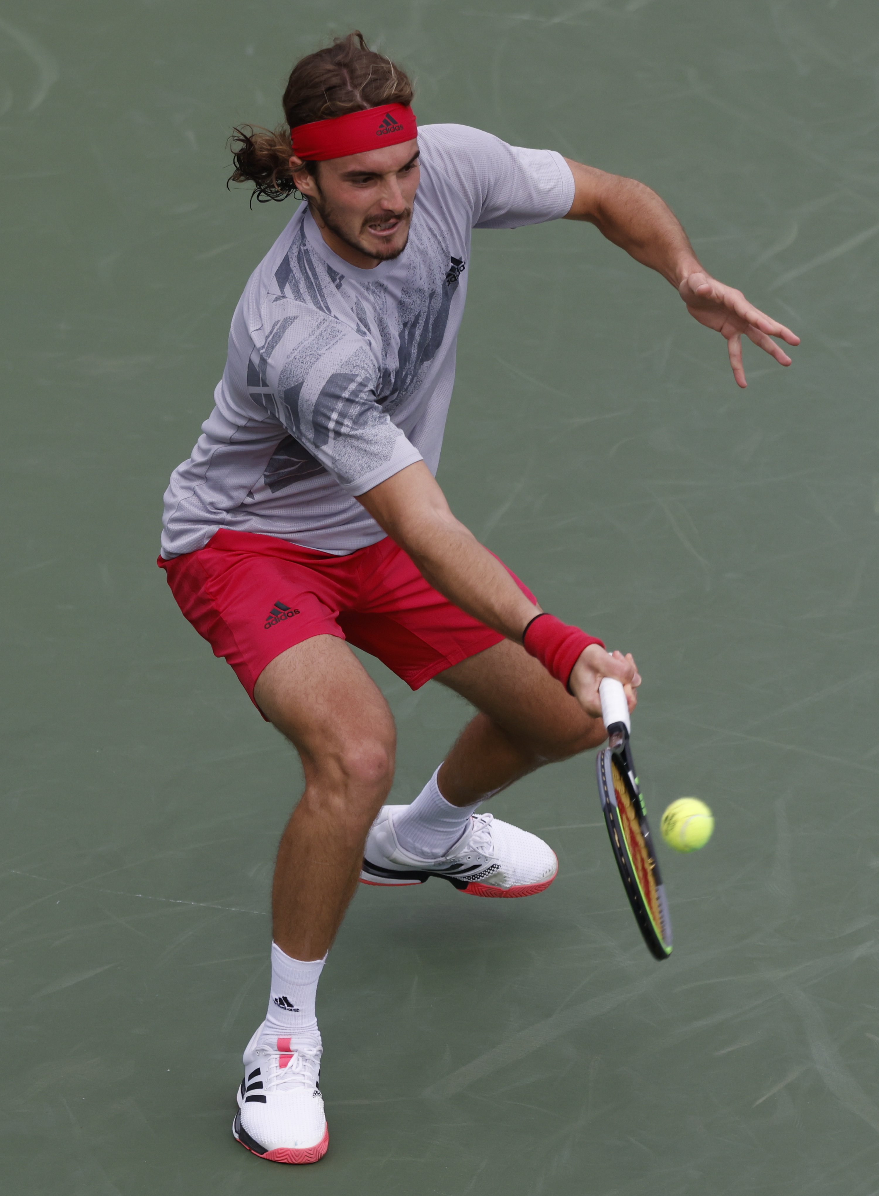 美网横扫年终总决赛,西西帕斯点燃赛场的简单介绍 美网横扫年终总决赛,西西帕斯点燃赛场的简单介绍