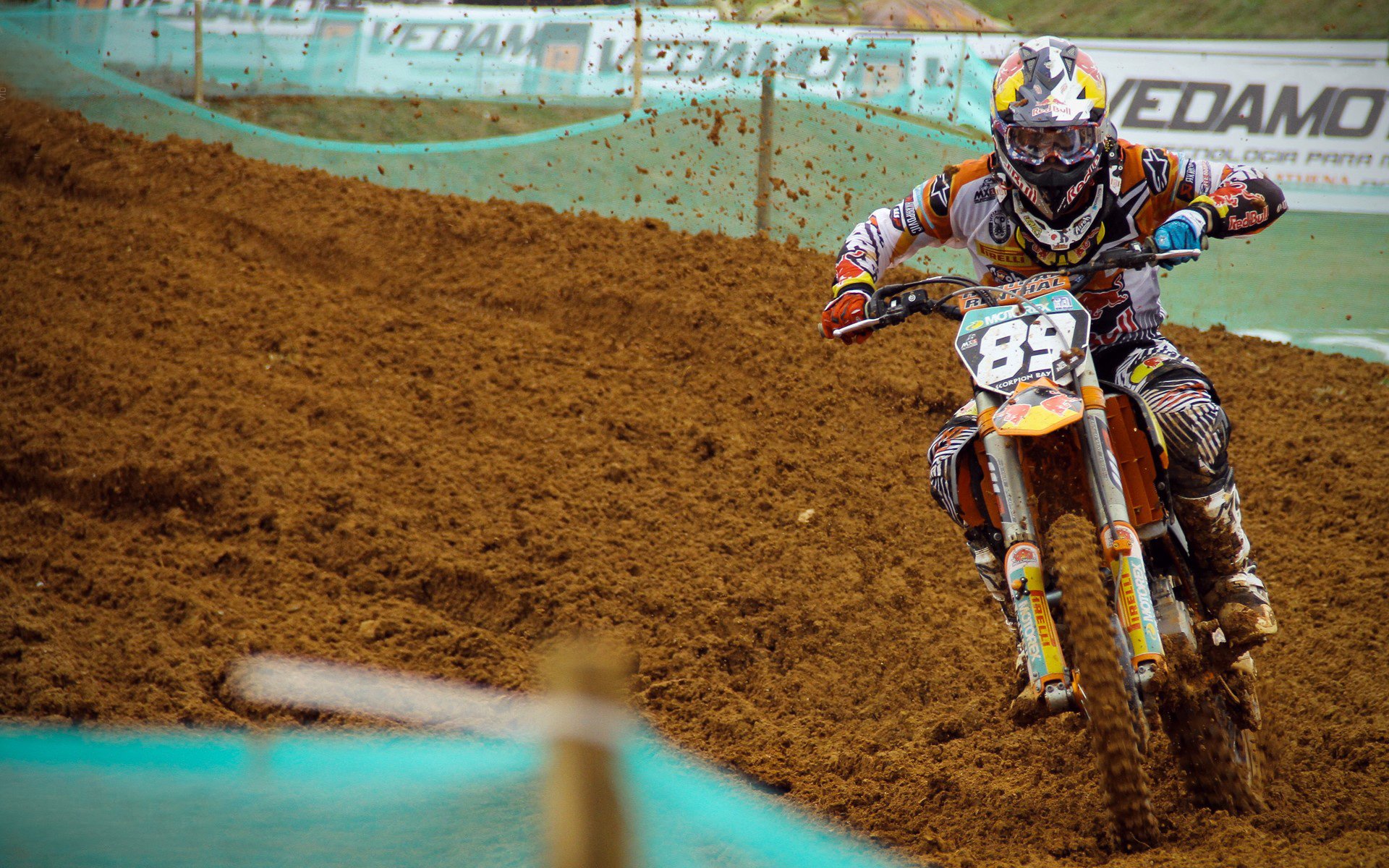 哈利伯顿个人秀难敌团队洪流,广东队战术冲垮奇才显篮球哲学分野